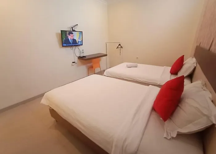 Hotel Oyo 90473 Gowin 2*